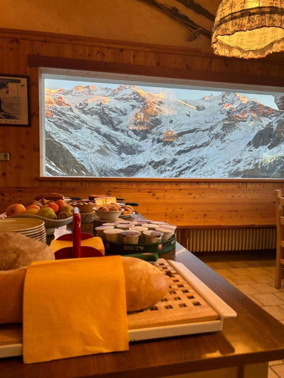 Albergo Ristoro Sitten - 2300 Mt Gressoney-la-Trinité Εξωτερικό φωτογραφία